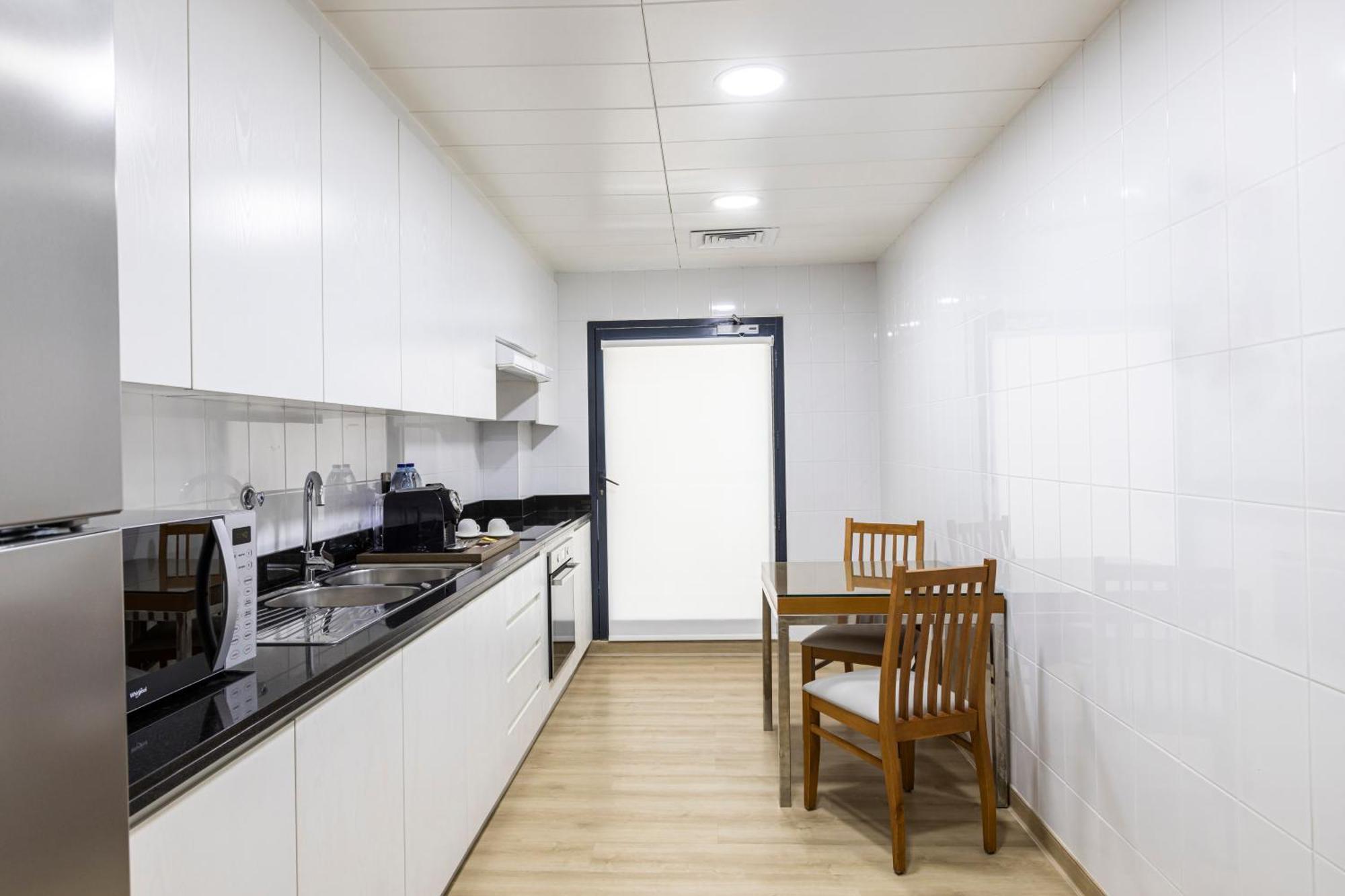Golden Sands Suites Dubaj Szoba fotó