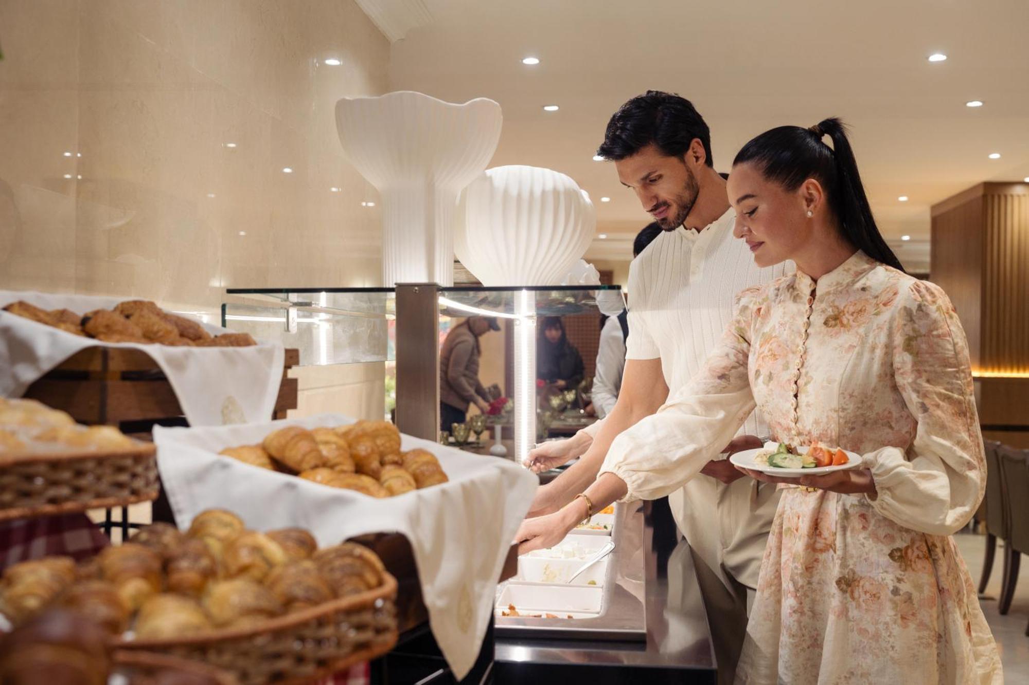 Golden Sands Suites Dubaj Kültér fotó